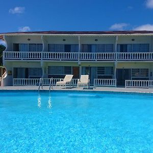 Kings Landing Hotel